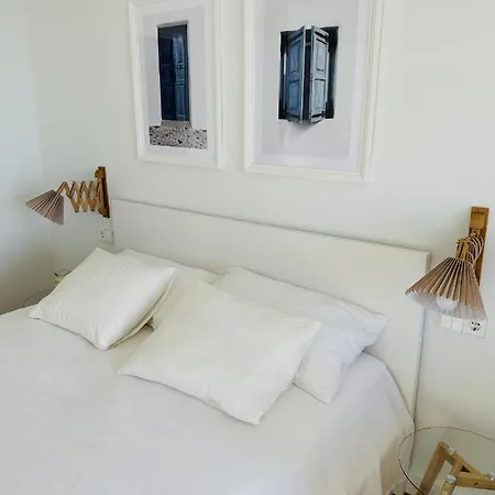 Blue Monis With Amazing Views * 이코드레로스비노스