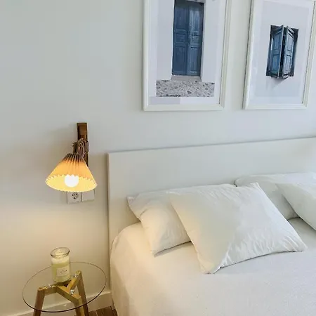 Blue Monis With Amazing Views * 이코드레로스비노스